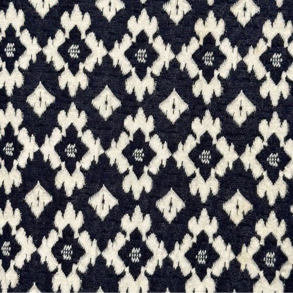 Uncle Frank Textured Bell Sleeve Tassel Detail Pul On Dress Size small - Picture 5 of 8